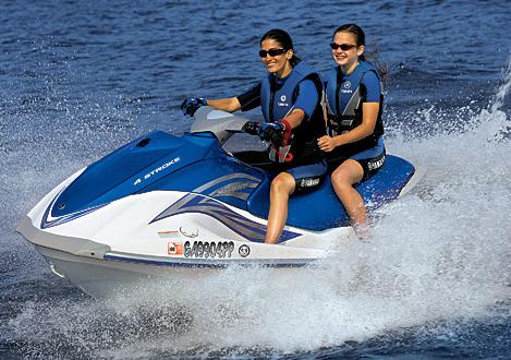 Ski Pontoon typical of the fine late-model boats for rent at Briarcliff Marina Boat Rentals